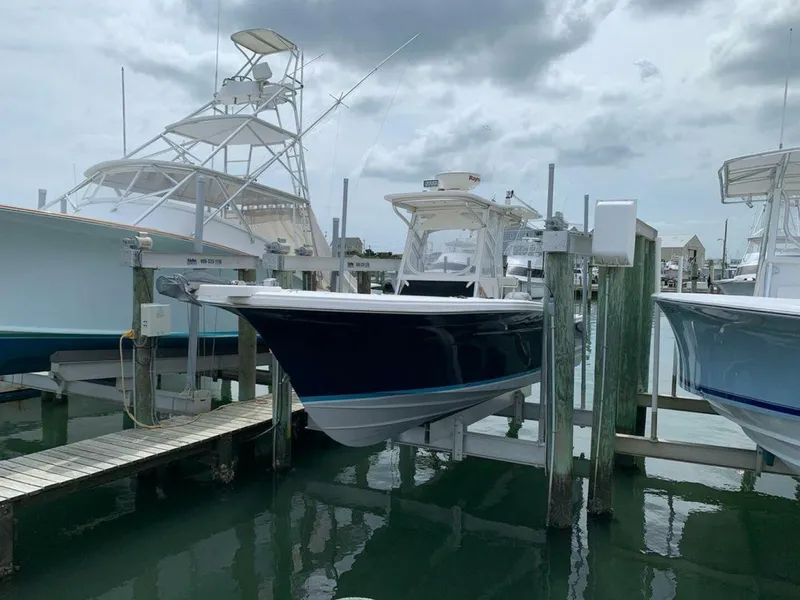 Slide: The Image of Buddy Davis Center Console 2005 - 5251642