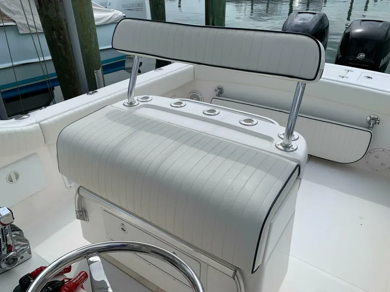 Slide: The Image of Buddy Davis Center Console 2005 - 5251651