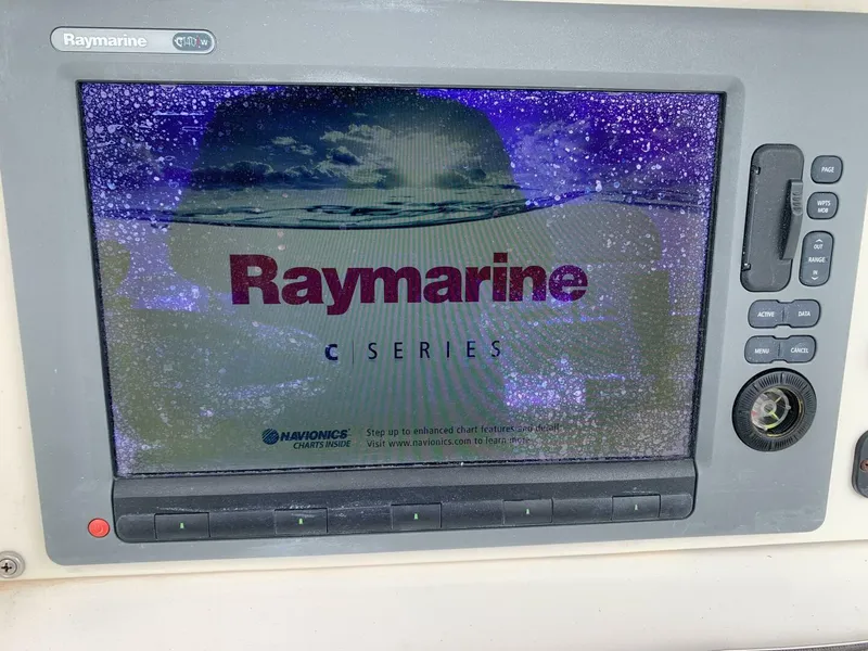 Slide: The Image of Buddy Davis Center Console 2005 - 5251654