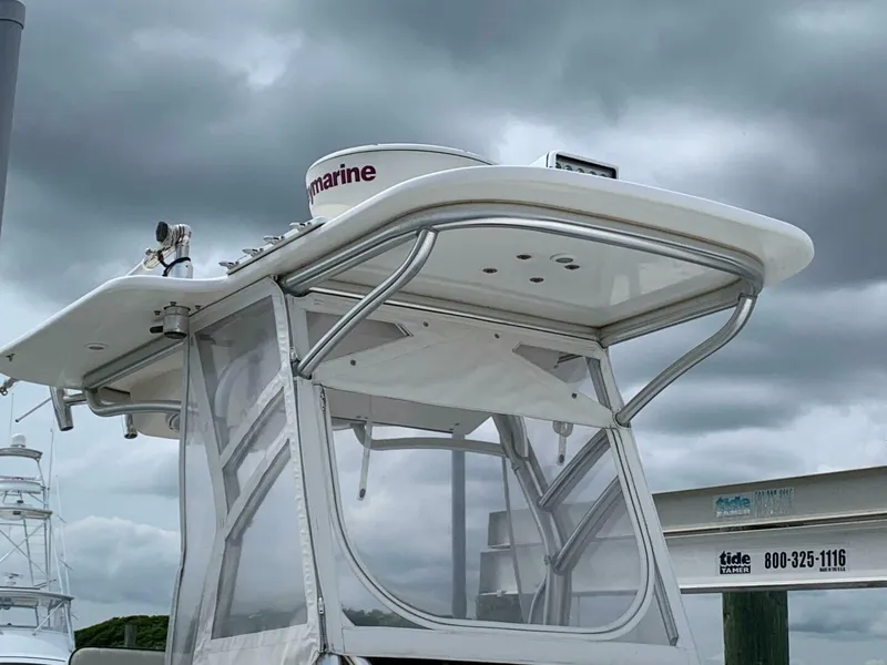 Slide: The Image of Buddy Davis Center Console 2005 - 5251645