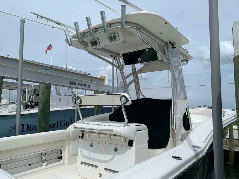 Slide: The Image of Buddy Davis Center Console 2005 - 5251646