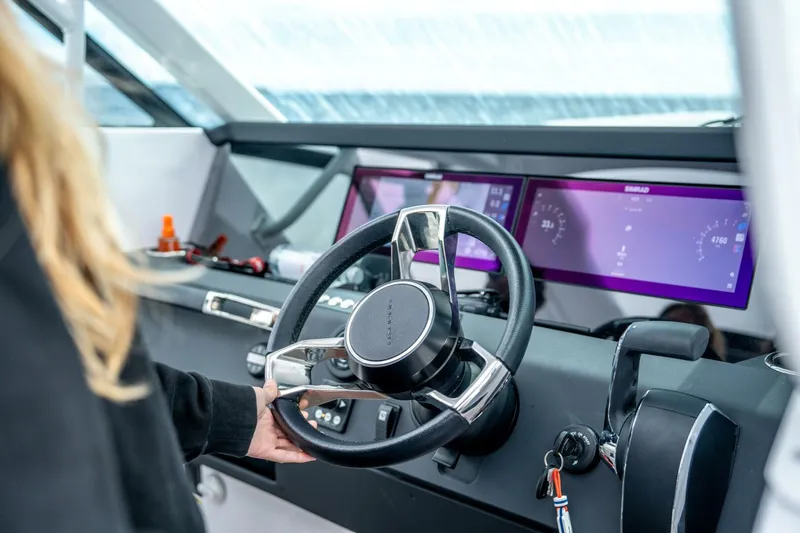 Slide: The Image of Axopar Suntop 2026 - 5283393