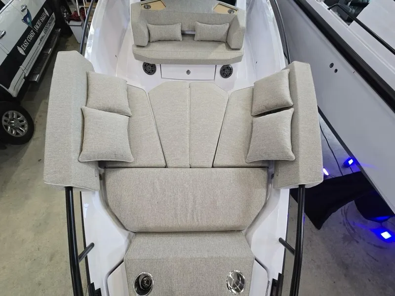 Slide: The Image of Axopar Cross Cabin 2026 - 5856401