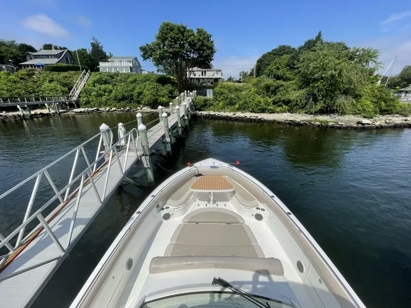 Slide: The Image of Boston Whaler Outrage 2017 - 5469031