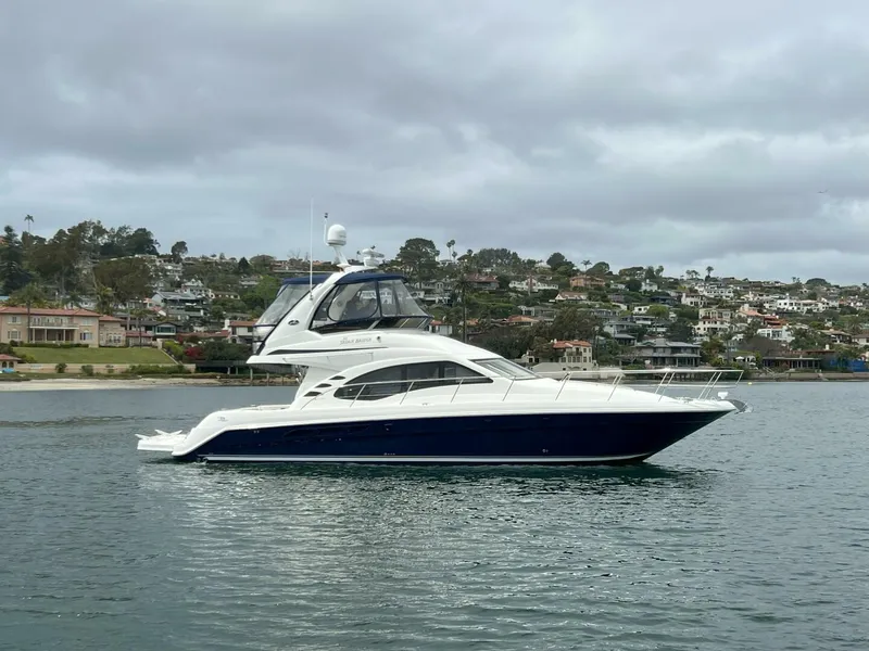 Slide: The Image of 2006 Sea Ray 44 Sedan Bridge - VIVA LA VIDA - 5263846