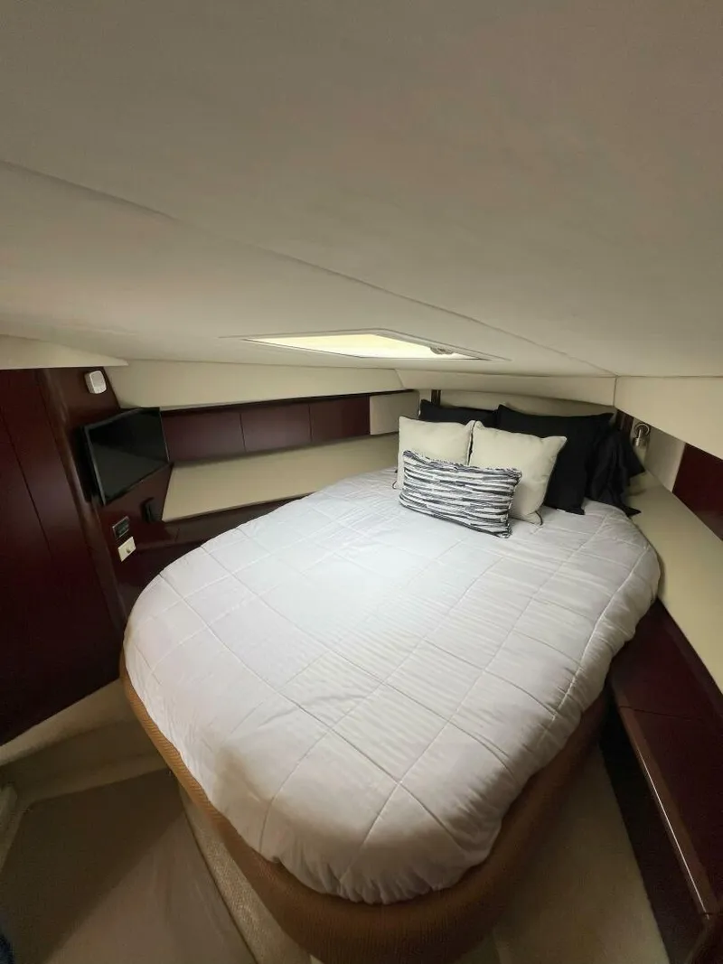 Slide: The Image of Sea Ray 44 Sedan Bridge 2006 - 5263865