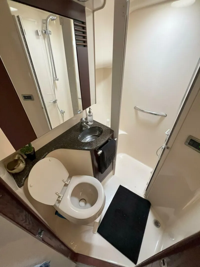 Slide: The Image of Sea Ray 44 Sedan Bridge 2006 - 5263863