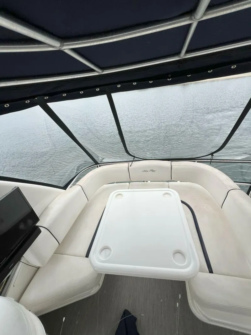 Slide: The Image of Sea Ray 44 Sedan Bridge 2006 - 5263876