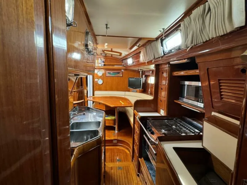 Slide: The Image of Little Harbor 46 Center Cockpit 1986 - 5252689