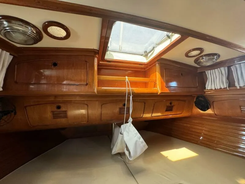 Slide: The Image of Little Harbor 46 Center Cockpit 1986 - 5252700