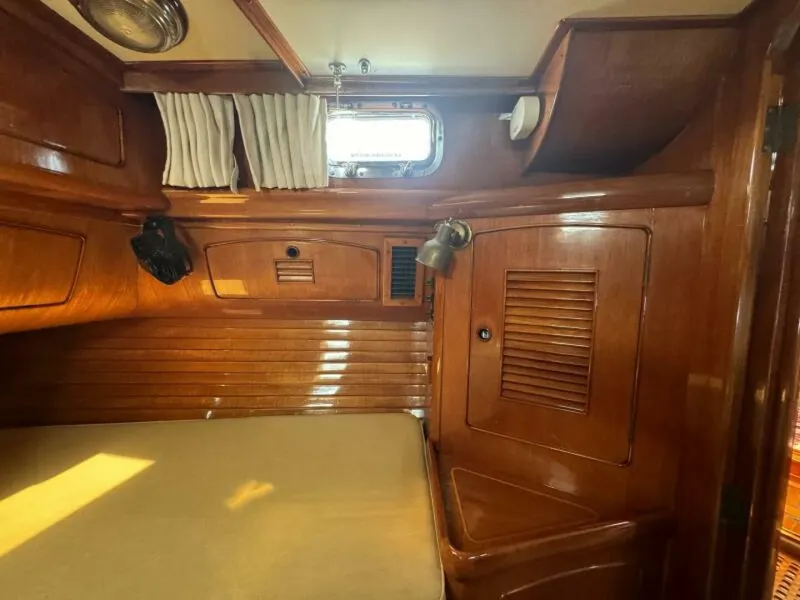 Slide: The Image of Little Harbor 46 Center Cockpit 1986 - 5252701