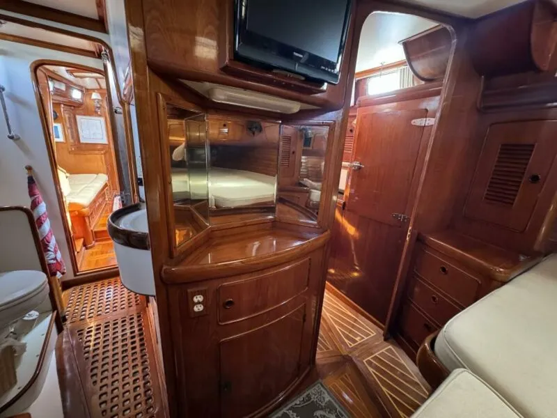 Slide: The Image of Little Harbor 46 Center Cockpit 1986 - 5252708