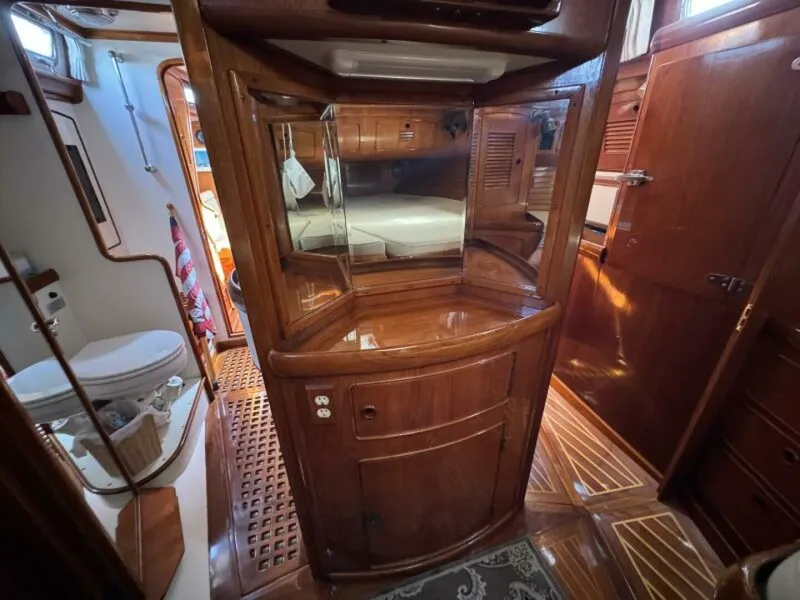 Slide: The Image of Little Harbor 46 Center Cockpit 1986 - 5252709