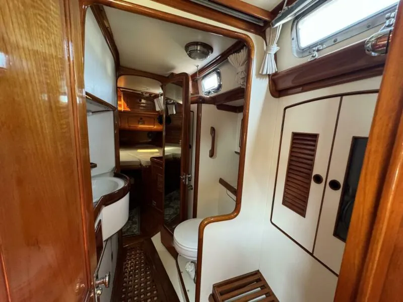 Slide: The Image of Little Harbor 46 Center Cockpit 1986 - 5252710