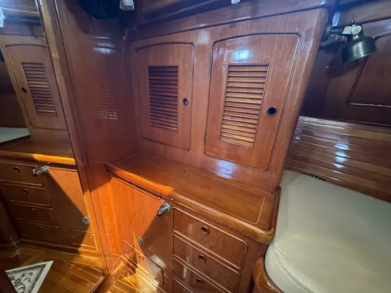 Slide: The Image of Little Harbor 46 Center Cockpit 1986 - 5252719