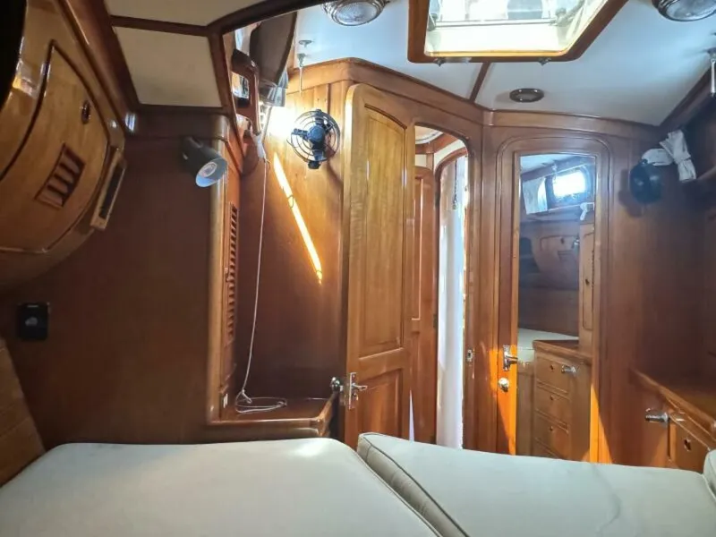 Slide: The Image of Little Harbor 46 Center Cockpit 1986 - 5252724