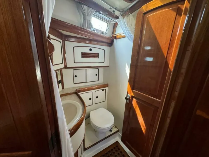 Slide: The Image of Little Harbor 46 Center Cockpit 1986 - 5252727