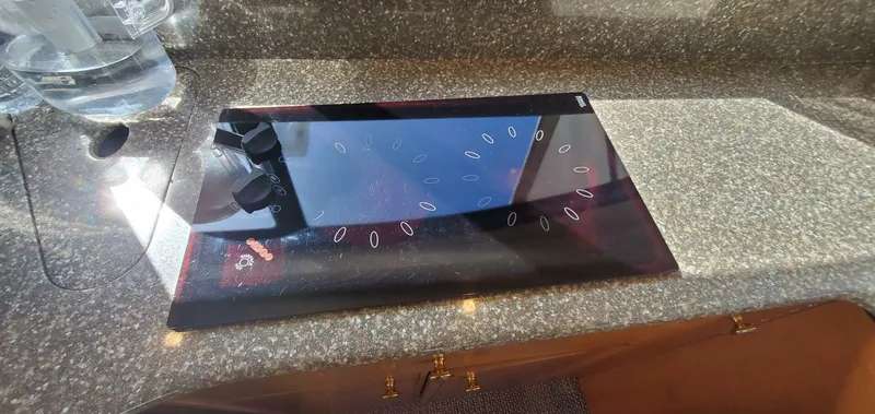 Slide: The Image of Meridian 411 Sedan 2005 - 5253934