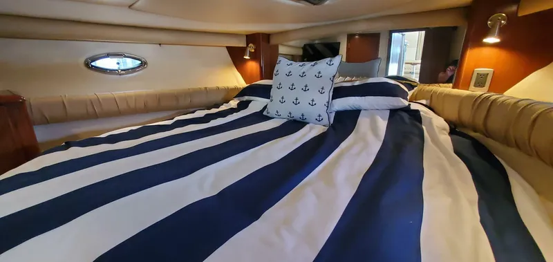 Slide: The Image of Meridian 411 Sedan 2005 - 5253949