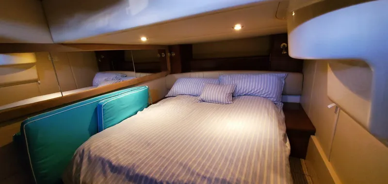 Slide: The Image of Meridian 411 Sedan 2005 - 5253954