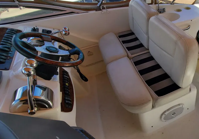 Slide: The Image of Meridian 411 Sedan 2005 - 5253964