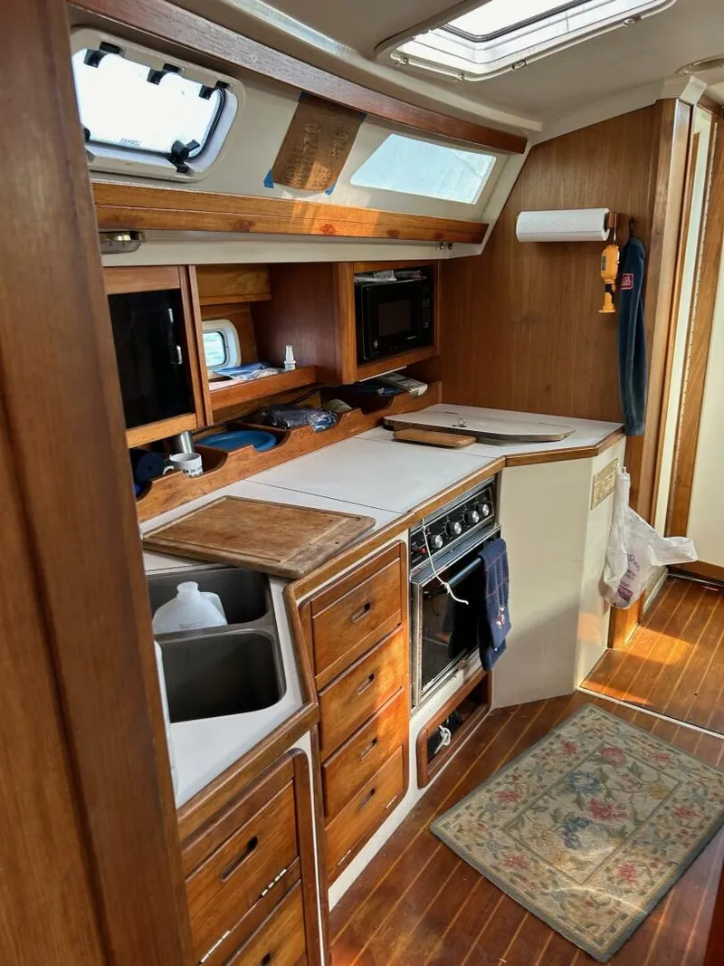 Slide: The Image of Catalina 42 1991 - 5254168