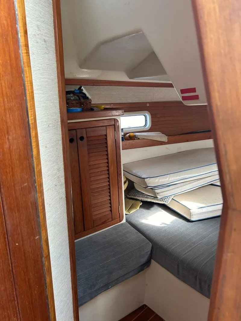 Slide: The Image of Catalina 42 1991 - 5254158