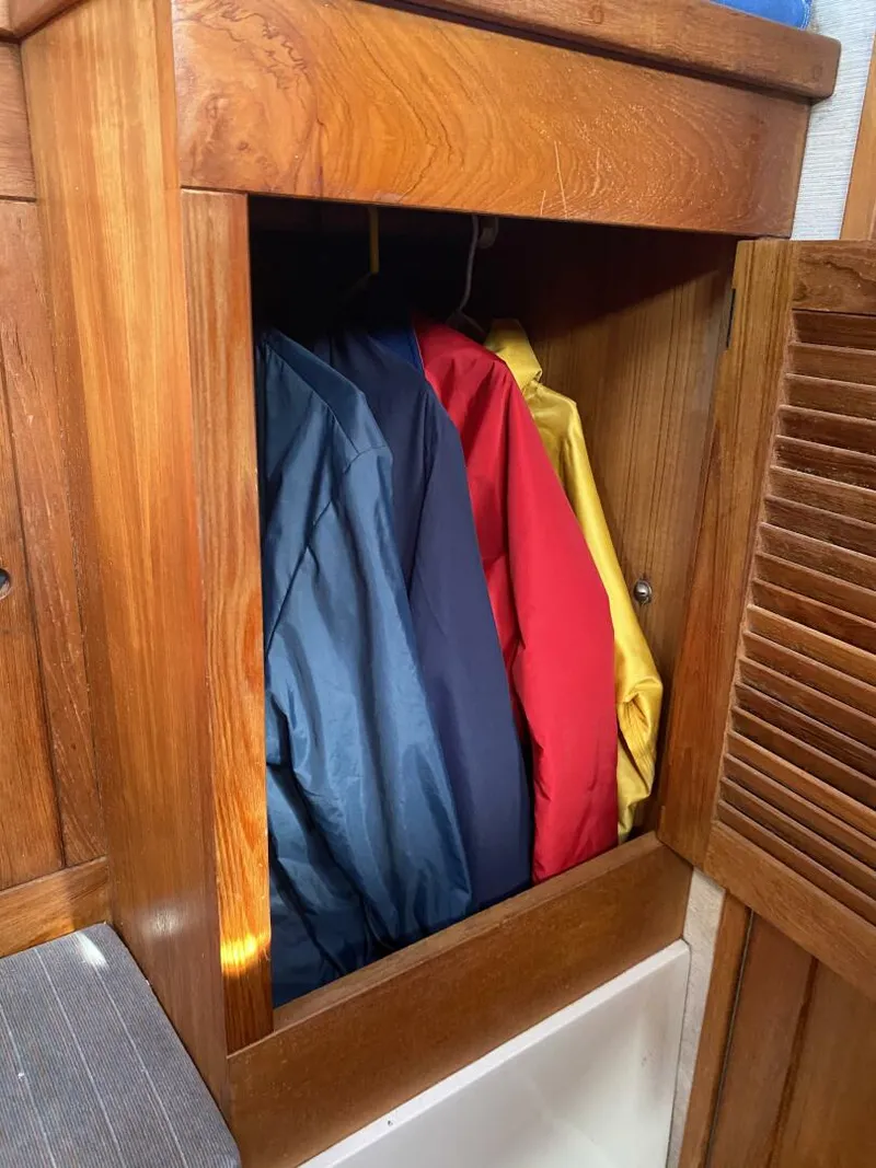 Slide: The Image of Catalina 42 1991 - 5254175