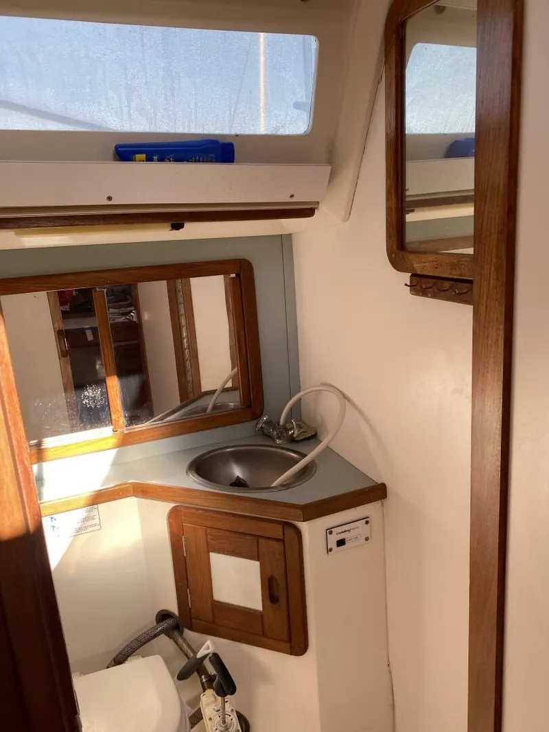 Slide: The Image of Catalina 42 1991 - 5254177