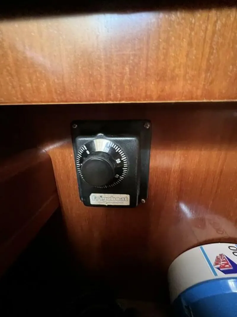 Slide: The Image of Beneteau 411 2001 - 5254214