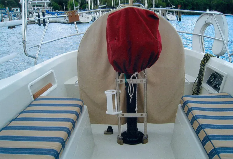 Slide: The Image of C&C 37 1983 - 5254280