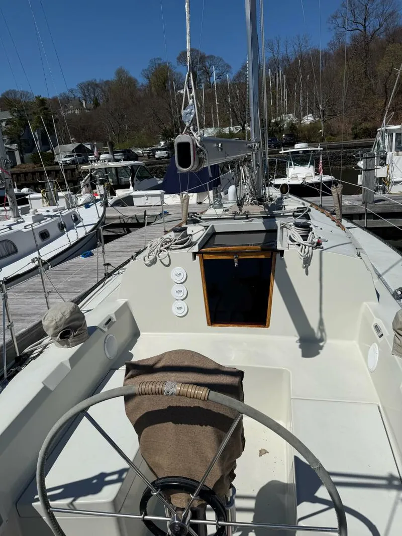 Slide: The Image of C&C 37 1983 - 5254294