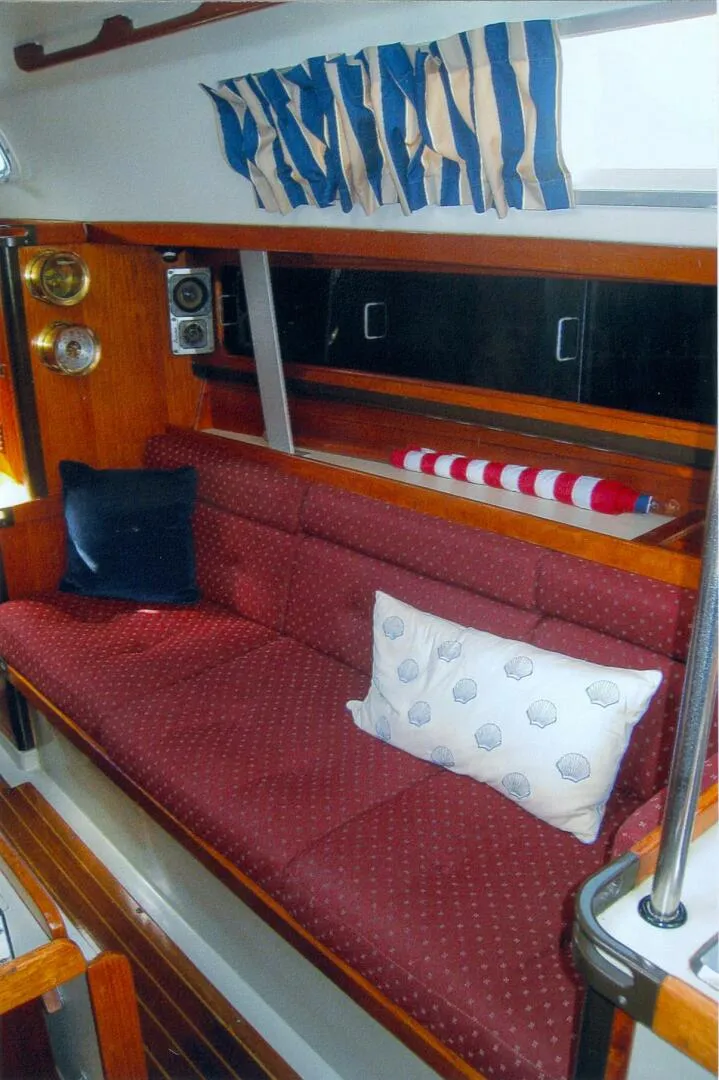 Slide: The Image of C&C 37 1983 - 5254299