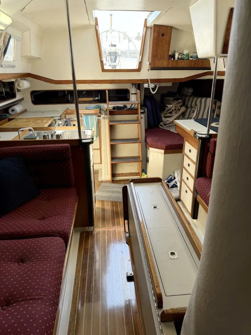 Slide: The Image of C&C 37 1983 - 5254313