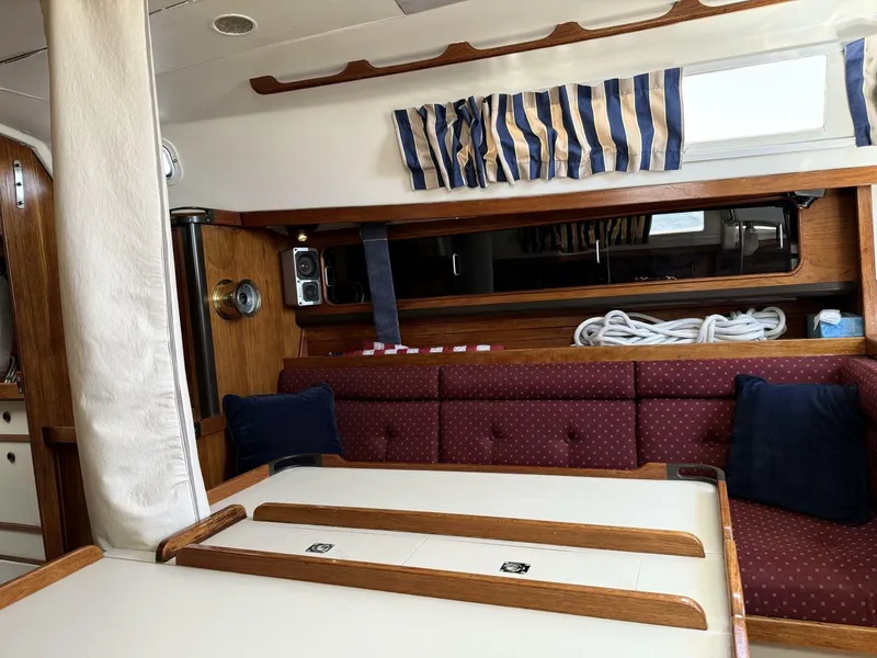 Slide: The Image of C&C 37 1983 - 5254325