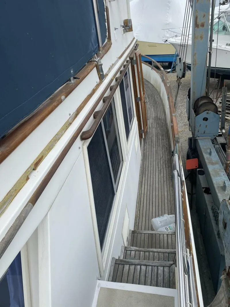 Slide: The Image of Grand Banks 42 1987 - 5254699