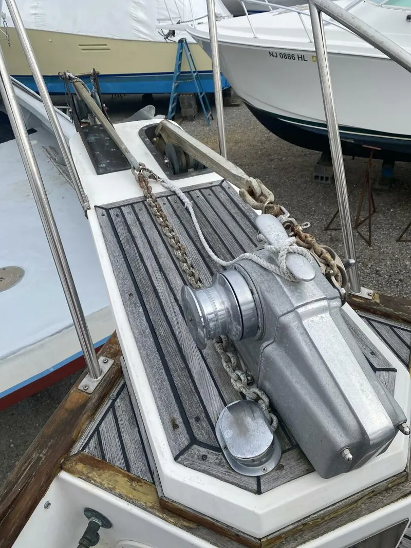 Slide: The Image of Grand Banks 42 1987 - 5254702