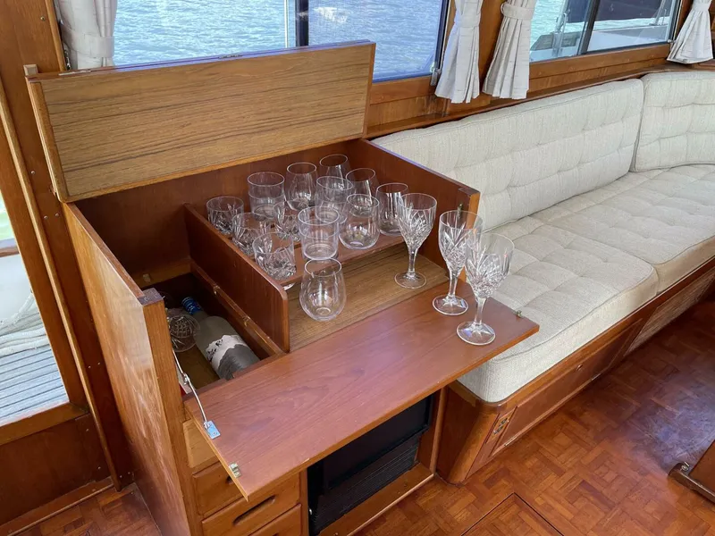 Slide: The Image of Grand Banks 42 1987 - 5254675