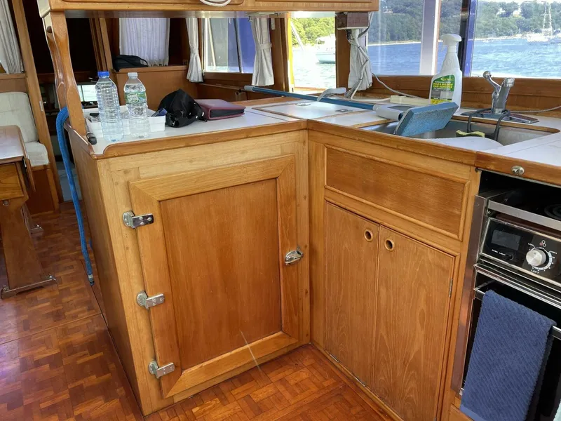 Slide: The Image of Grand Banks 42 1987 - 5254676