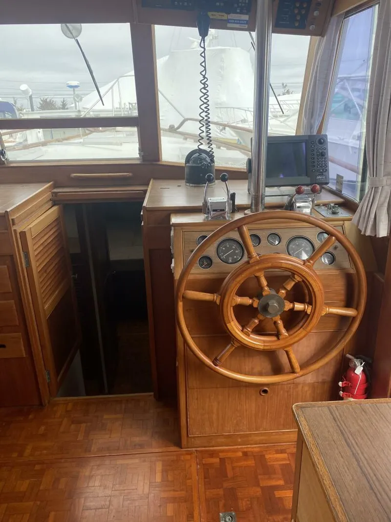 Slide: The Image of Grand Banks 42 1987 - 5254704