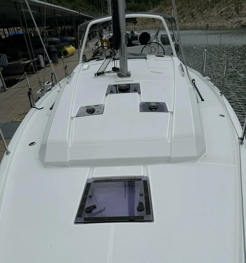 Slide: The Image of Cabin Top Hatches - 5266754