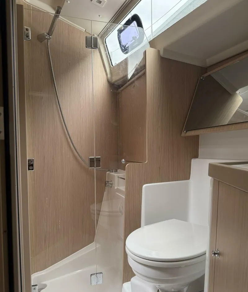 Slide: The Image of Head With Separate Shower - 5254962