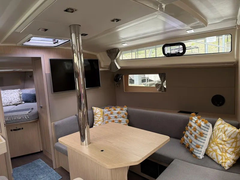 Slide: The Image of Salon Starboard Settee Table converts to double berth - 5266763