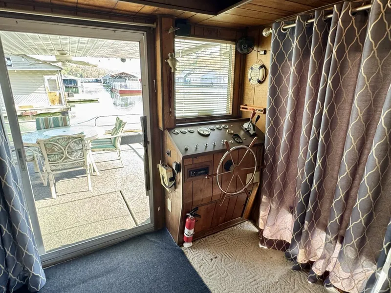 Slide: The Image of Sumerset 14 x 58 Aluminum Hull Houseboat with Catwalks 1977 - 5255898