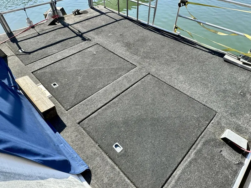 Slide: The Image of Sumerset 14 x 58 Aluminum Hull Houseboat with Catwalks 1977 - 5255949