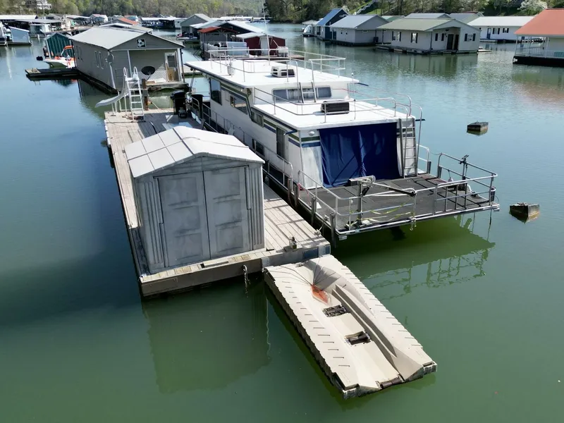 Slide: The Image of Sumerset 14 x 58 Aluminum Hull Houseboat with Catwalks 1977 - 5255887