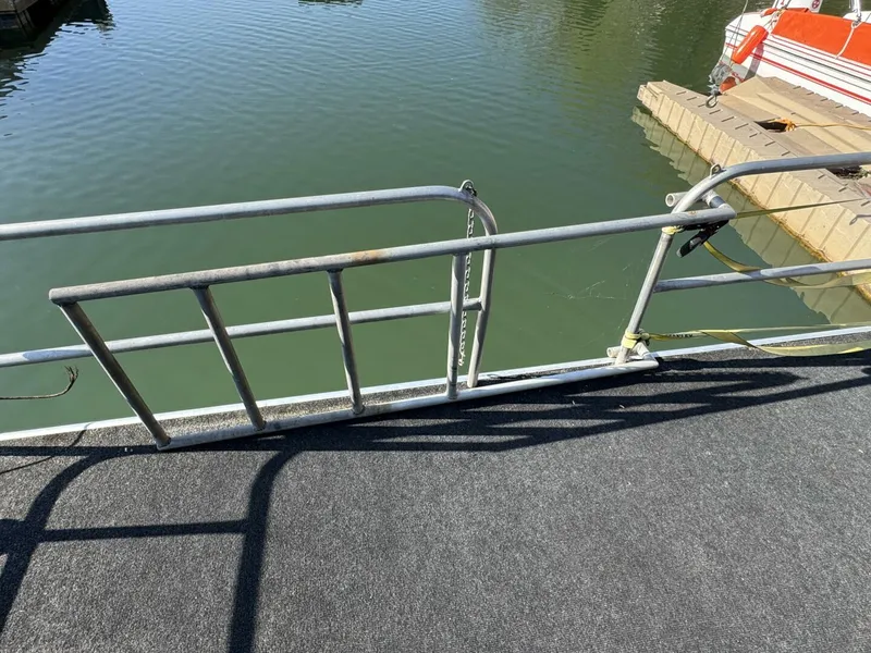 Slide: The Image of Sumerset 14 x 58 Aluminum Hull Houseboat with Catwalks 1977 - 5255967