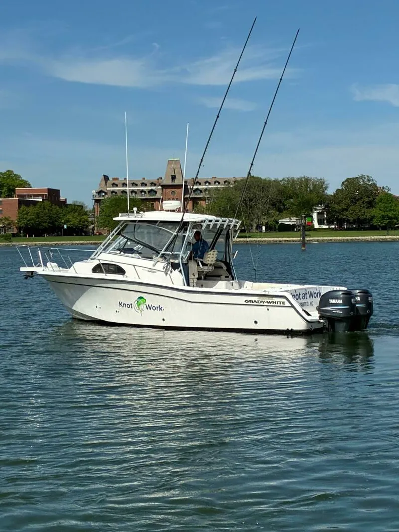 Slide: The Image of Grady-White 300 Marlin 2004 - 5256479