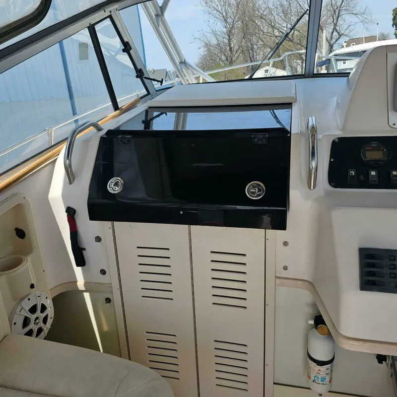 Slide: The Image of Grady-White 300 Marlin 2004 - 5256473