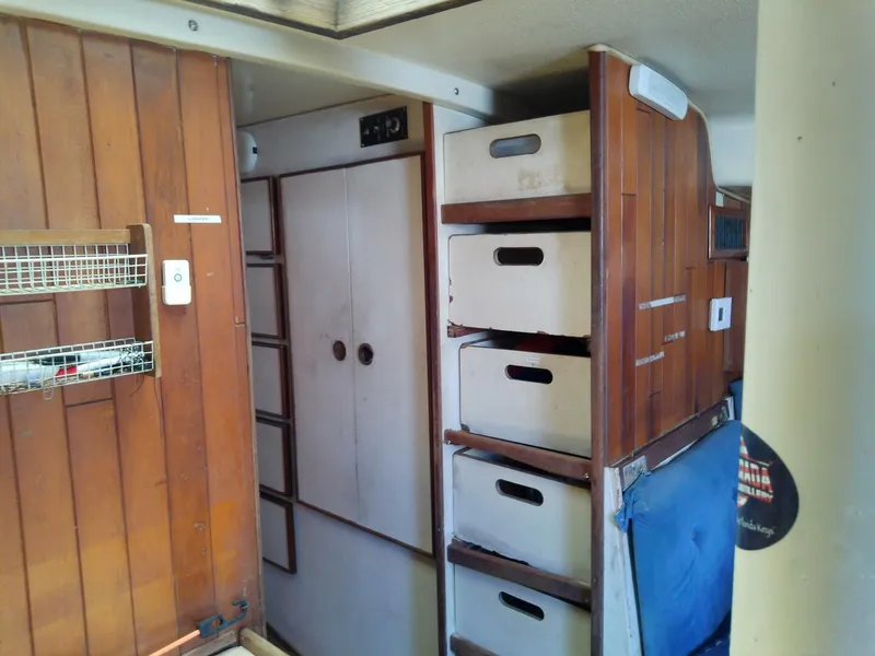 Slide: The Image of Morgan Out Island 41 1975 - 5257163